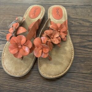 Born Concept BOC Floral Thong Slip On Sandals Women's Size 9 Orange Coral